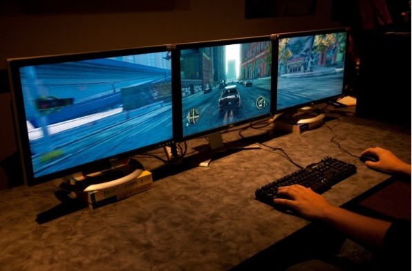 多屏顯示系統(tǒng) 支持所有頁(yè)面動(dòng)態(tài)背景和背景自定義