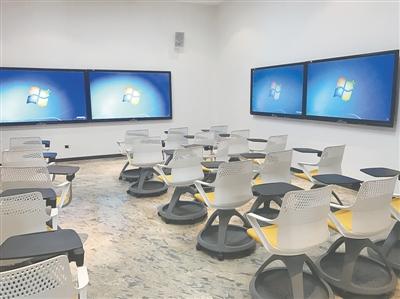 商務(wù)會(huì)議多元化應(yīng)用場(chǎng)景，催生商務(wù)投屏變革