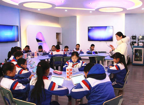 無線投屏與課堂教學(xué)完美融合